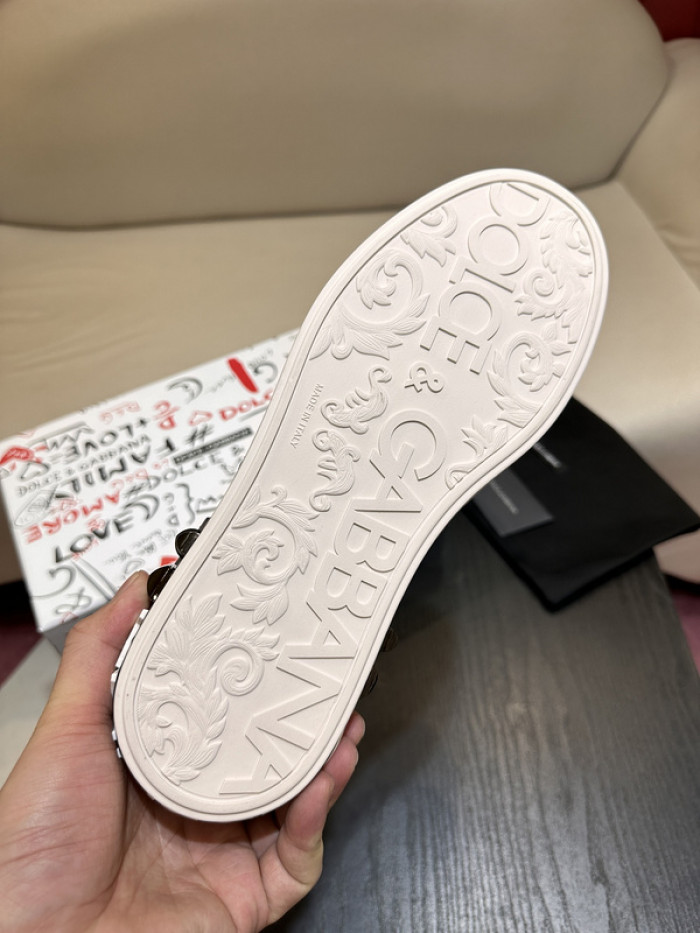 DG sneaker