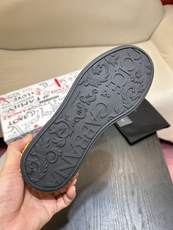 DG sneaker