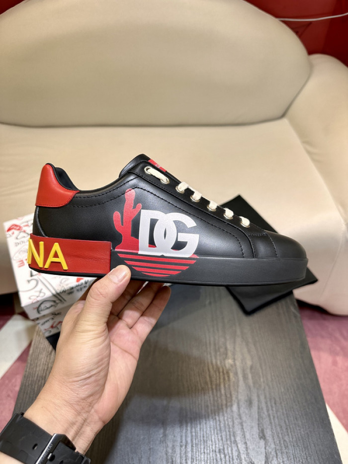 DG sneaker