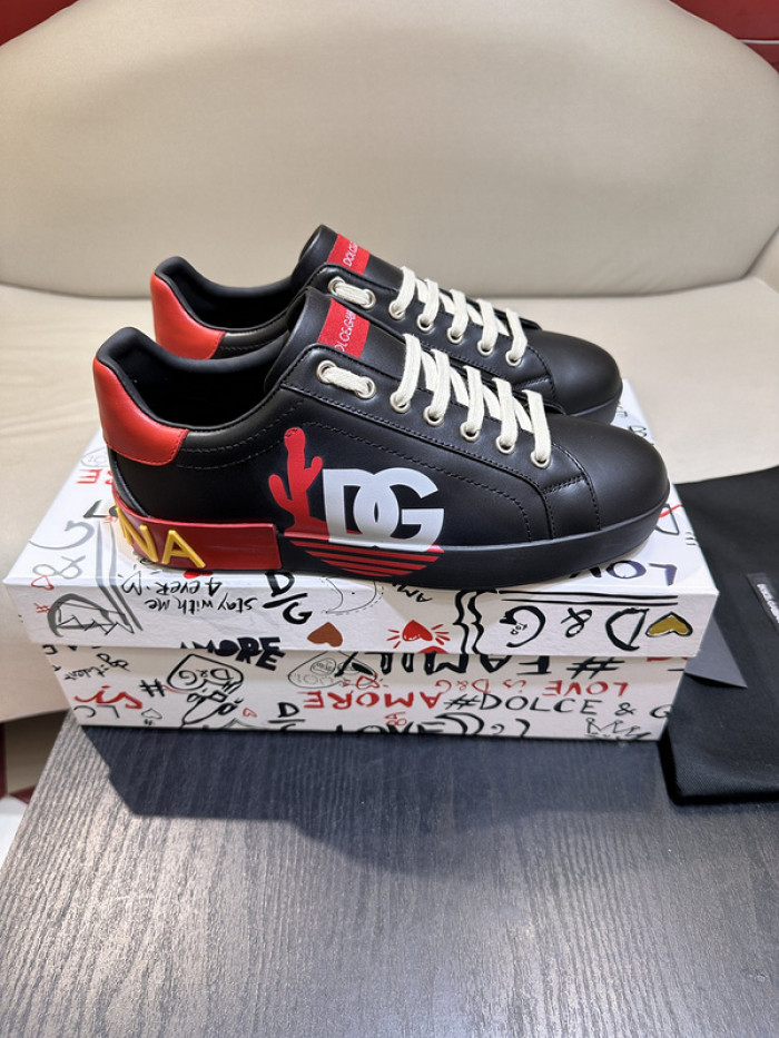 DG sneaker