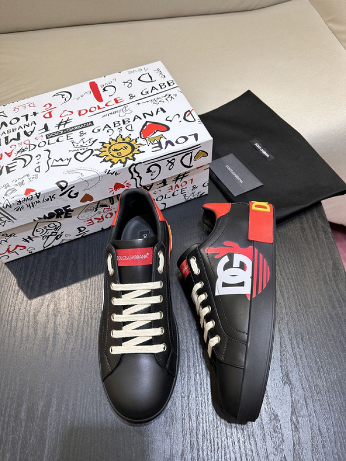 DG sneaker
