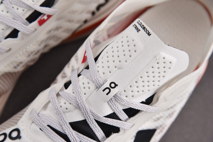 LOEWEE SNEAKERS
