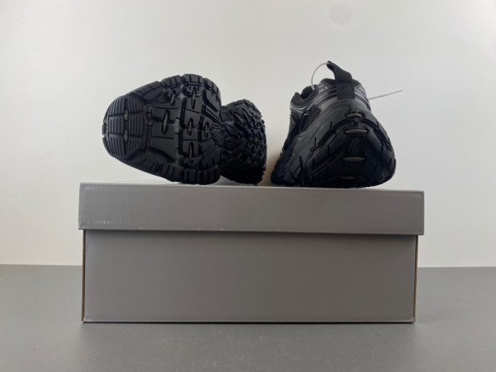 BLEN sneakers