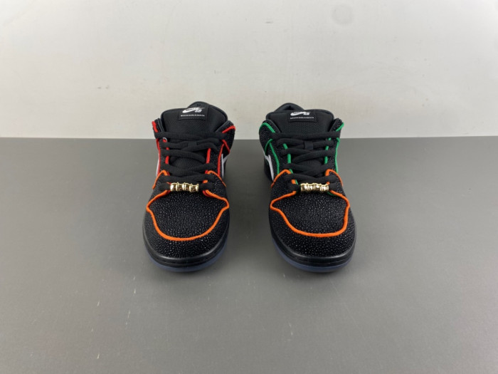 Nike SB Dunk Low HV1664-001