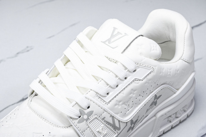 L&V SNEAKERS