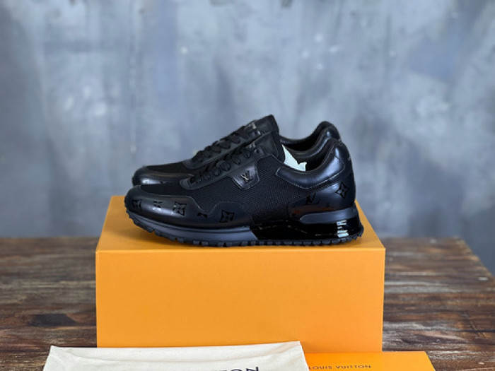L&V SNEAKERS