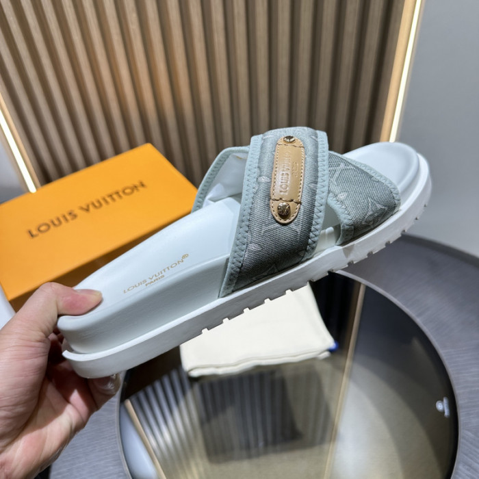 L&V SLIPPERS