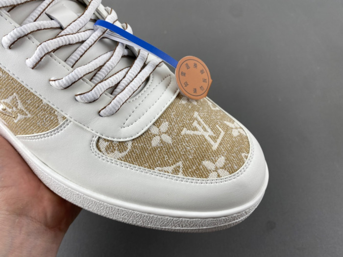 L&V SNEAKERS