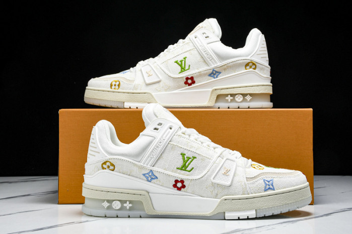L&V SNEAKERS