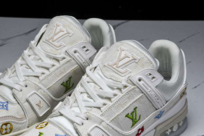 L&V SNEAKERS
