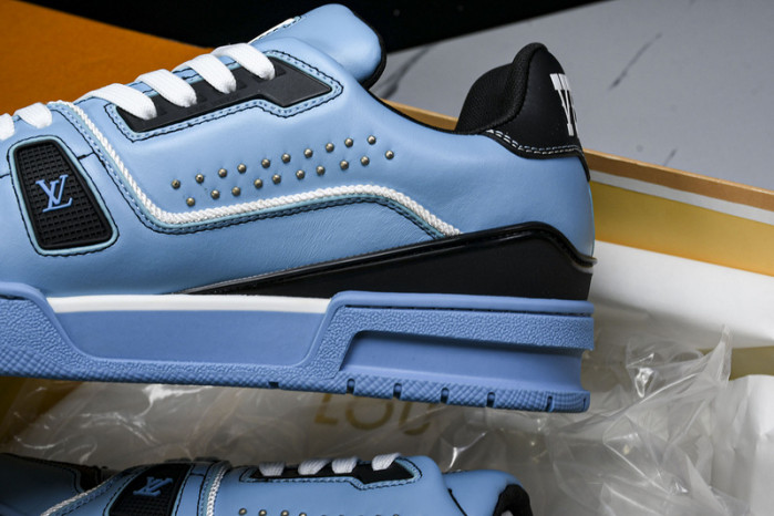 L&V SNEAKERS