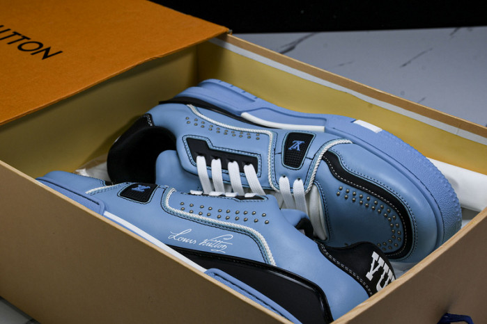 L&V SNEAKERS