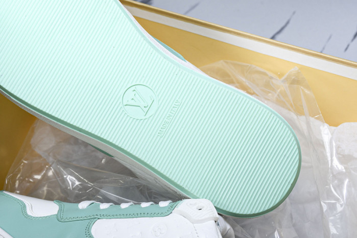 L&V SNEAKERS
