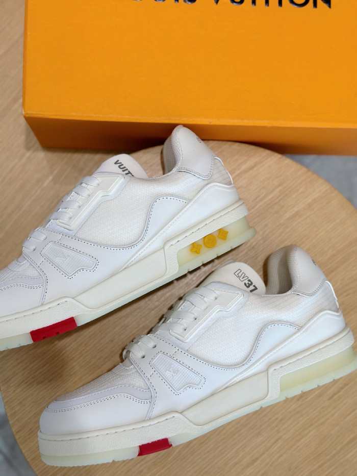 L&V SNEAKERS