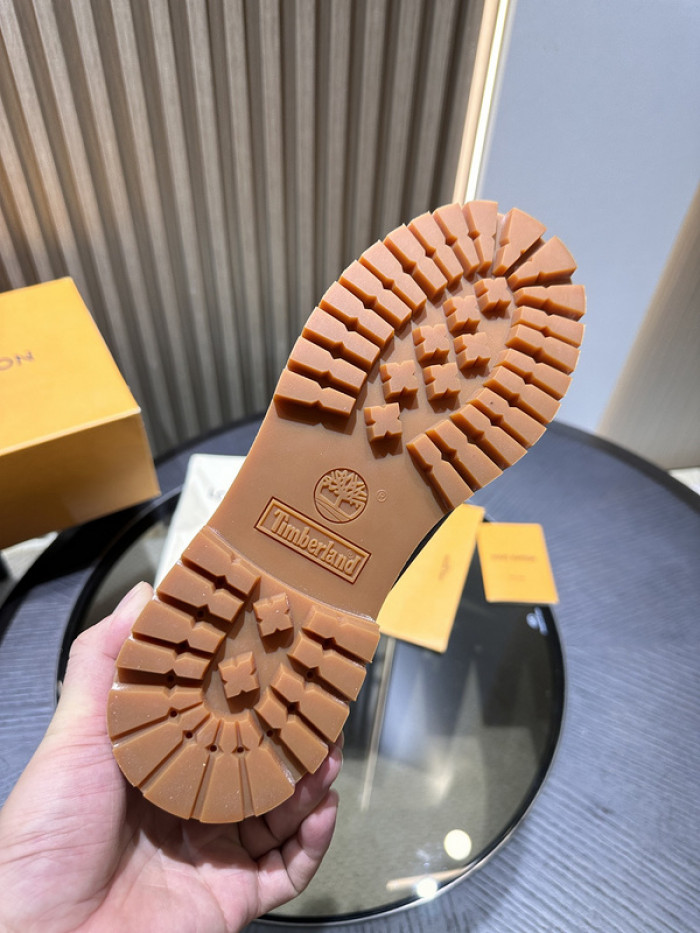 L&V SNEAKERS