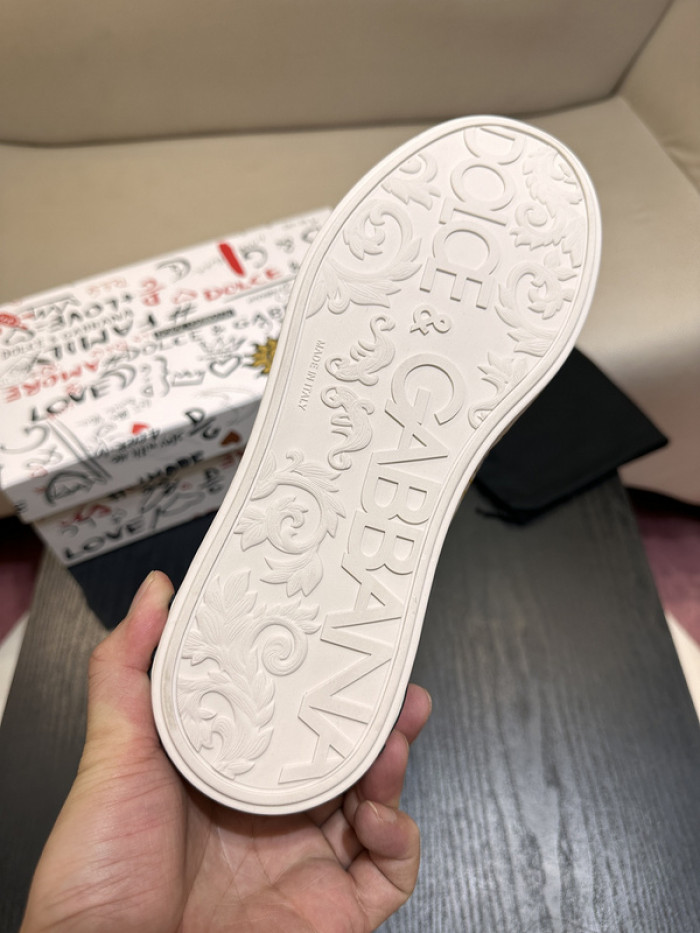 DG sneaker