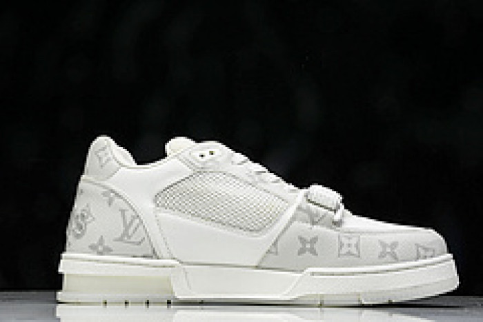 L&V SNEAKERS