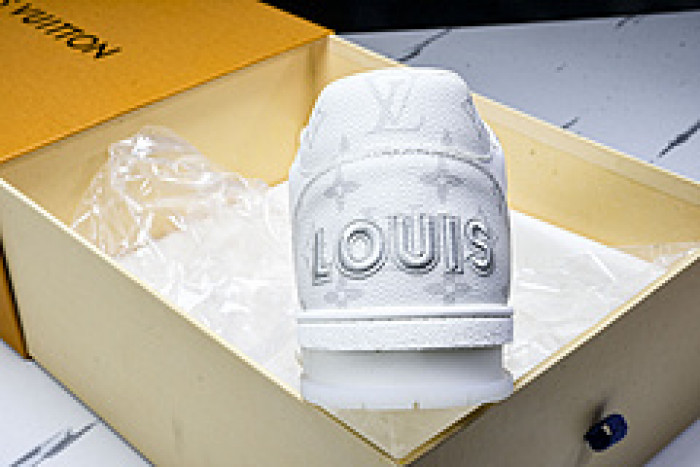 L&V SNEAKERS