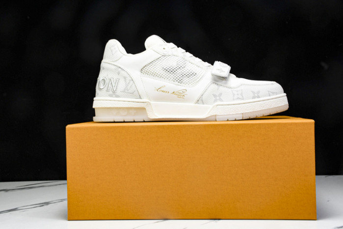 L&V SNEAKERS