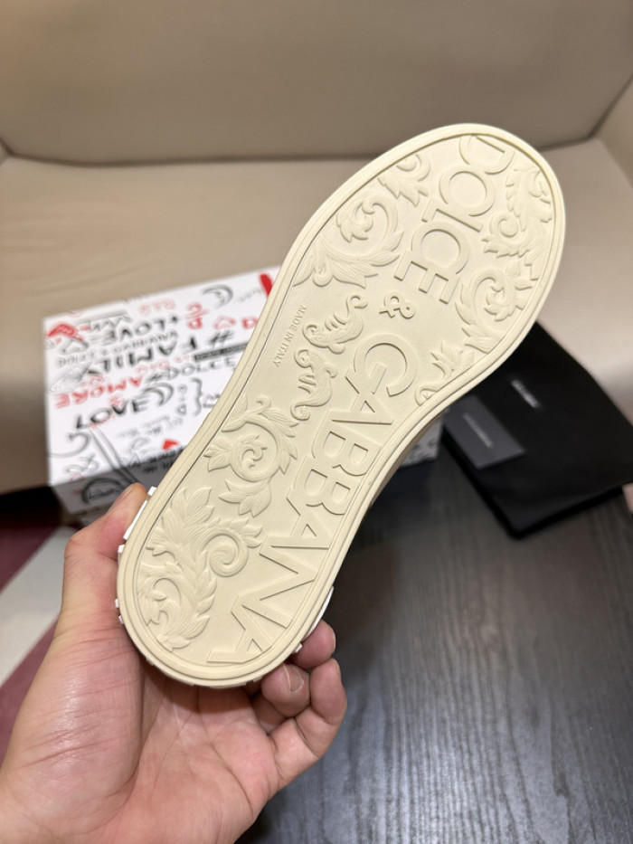 DG sneaker