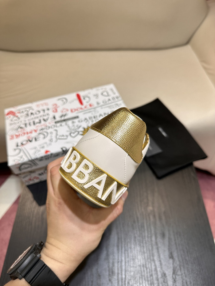 DG sneaker