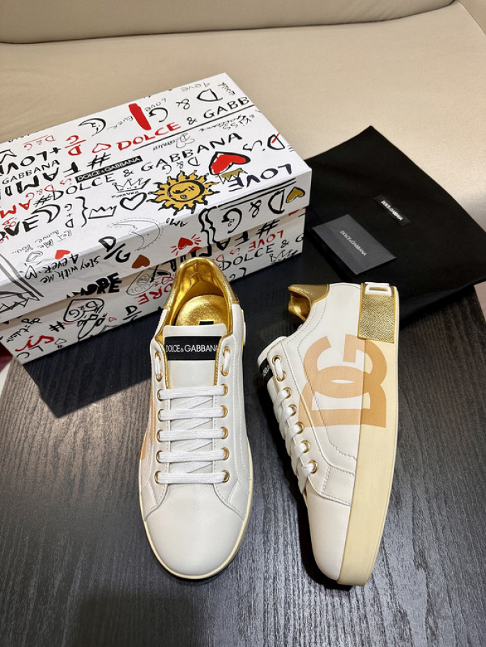 DG sneaker