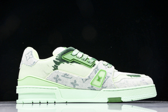 L&V SNEAKERS