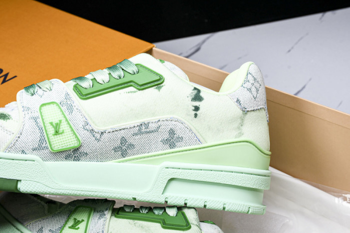 L&V SNEAKERS