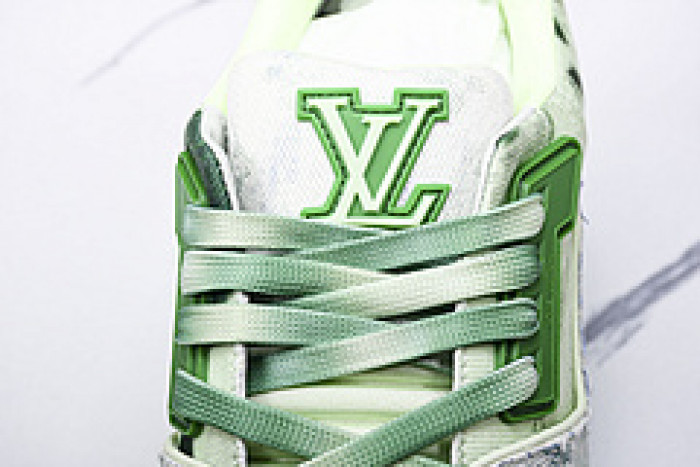 L&V SNEAKERS
