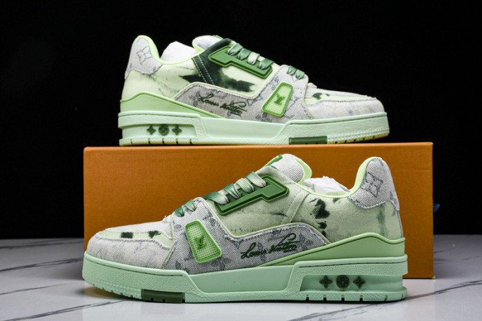 L&V SNEAKERS