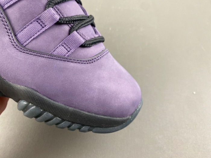 Air Jordan 11 “Las Vegas” IO8961-553