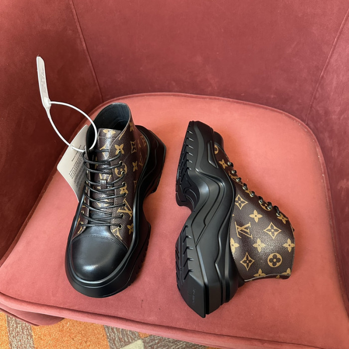 L&V SNEAKERS