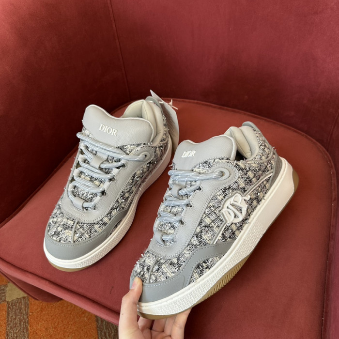D designer sneaker