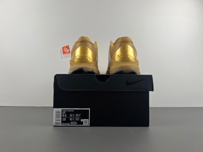 ZOOM KOBE 5 DB4796-555
