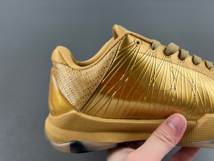 ZOOM KOBE 5 DB4796-555