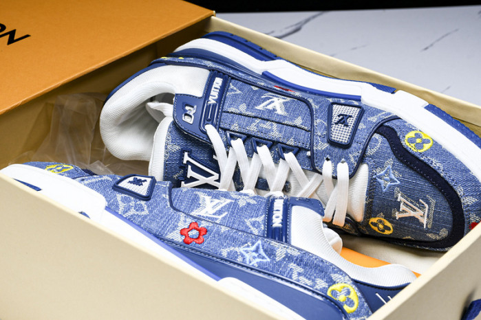 L&V SNEAKERS